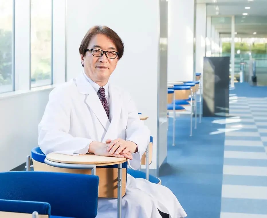 病院長　吉田 憲生